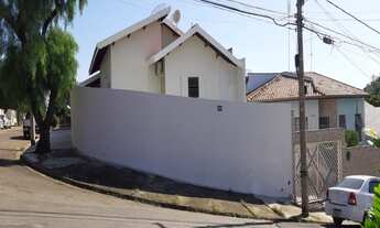 Imagem 4: Excelente Casa a Venda com 3 Dormitórios, sendo uma suíte em Valinhos