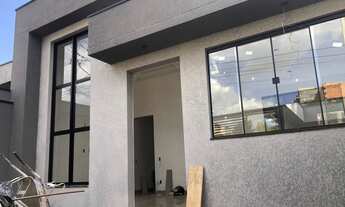 Imagem 3: CASA MODERNA DE RUA DE 100M² COM 3 DORM SENDO 1 SUÍTE - ÁREA GOURMET COM CHURRASQUEIRA EM