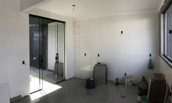 Imagem 2: CASA MODERNA DE RUA DE 100M² COM 3 DORM SENDO 1 SUÍTE - ÁREA GOURMET COM CHURRASQUEIRA EM