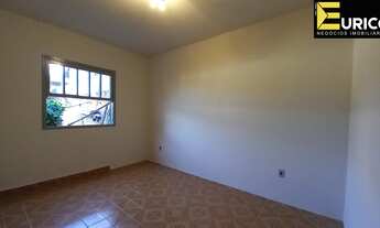 Imagem 2: Casa de fundo 2 dormitórios para locação no bairro Jardim Pinheiros em Valinhos-SP