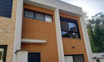 Imagem 6: Charme , elegância e natureza, é oque está casa no condomínio Quinta das Oliveiras na ci