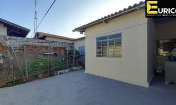 Imagem: Casa de fundo 2 dormitórios para locação