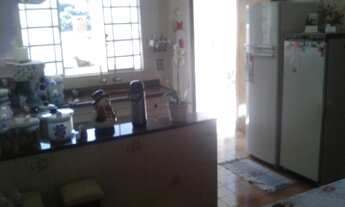 Imagem 6: ÓTIMA CASA Á VENDA COM 2 DORMITÓRIOS SENDO 1 SUÍTE COM 250M² NO JARDIM PINHEIROS EM VALINH