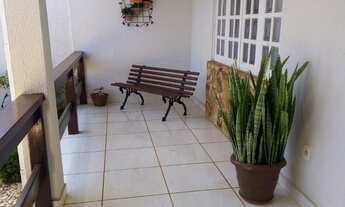 Imagem 3: CASA COM 3 DORM. SENDO 1 SUITE - 180M² CONSTRUÍDO - 3 BANHEIROS - CERCA ELÉTRICA - ALARME