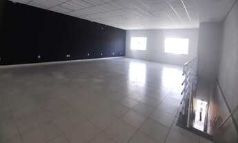 Imagem 2: Salão MARAVILHOSO com 176 mts sobreloja, bem localizado e com estrutura incrível, 4 banhei