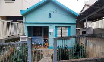 Imagem: Casa antiga em um Terreno de 250mts em localização