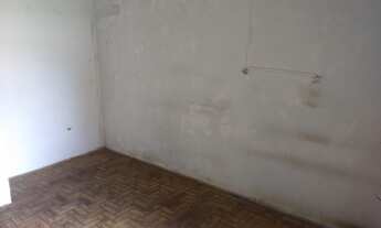 Imagem 4: Casa antiga em um Terreno de 250mts em localização excelente. Bairro tranquilo e muito tra