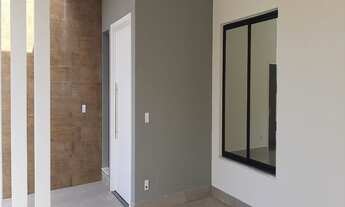 Imagem 6: Exuberante Casa à Venda 3 suítes com Piscina e Área Gourmet no Condomínio Tabapuã em Valin