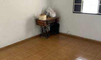 Imagem 2: Excelente oportunidade com uma casa frente e outra fundos em Valinhos!!!