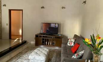 Imagem 3: Aconchegante sobrado para locação no Bolsão Terranova