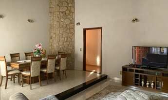 Imagem 2: Aconchegante sobrado para locação no Bolsão Terranova