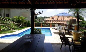 Imagem 2: Linda chácara em Condominio Horizonte Azul I, com 4 dormitórios, amplo quintal com piscina