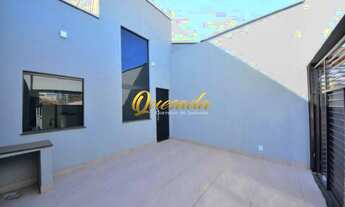 Imagem 4: Bonita casa térrea nova á venda com 3 dormitórios, sendo 1 suíte, área gourmet e quintal a