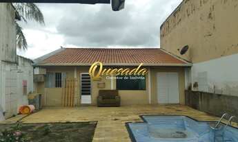 Imagem 6: Confortável casa térrea á venda com 2 dormitório, quintal amplo, área gourmet e piscina pr