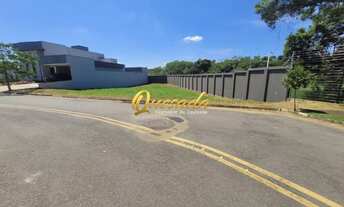 Imagem 2: Espaçoso terreno de 602 m² á venda, ótima topografia, plano, muito lazer no Condomínio Pie