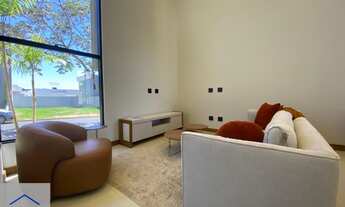 Imagem: Luxuosa casa em condomínio à venda em