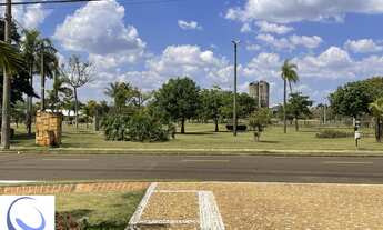 Imagem 6: Casa de Luxo à Venda em Condomínio Exclusivo em São Carlos-SP, Residencial Damha: 3 Quarto