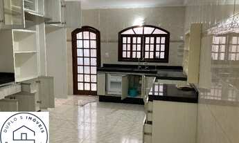 Imagem 3: Imóvel em Guarulhos / Parque São Miguel / Local do imóvel com fácil acesso a comércios, es