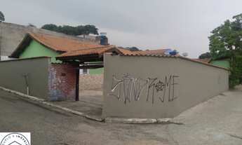 Imagem: Casa térrea em Mairiporã / Terra preta