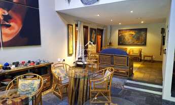 Imagem 3: Imperdível oportunidade de investimento em Guarujá-SP: Casa de luxo na Enseada com 7 quart