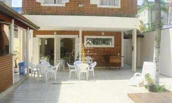 Imagem 3: Imperdível: Casa à venda na Enseada, Guarujá-SP, com 4 quartos, 1 suíte, 2 banheiros, 3 va