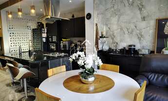 Imagem 2: Imperdível! Apartamento de 2 quartos com suíte e 2 vagas de garagem em Pitangueiras, Guaru