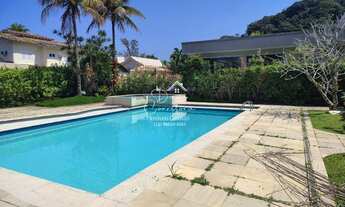 Imagem 6: Terreno de alto padrão no condomínio Enseada, Guarujá-SP com piscina, área gourmet, sauna