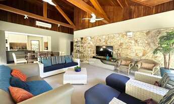 Imagem: Magnífica mansão em condomínio na Enseada