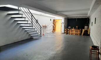 Imagem 2: Casa na Liberdade para comércio ou residência: 4 Quartos, 3 Suítes, 3 Salas, 4 Banheiros