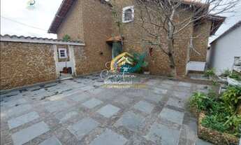 Imagem: 4 dormitórios, 3 suíte, 1 banheiros