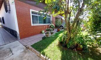 Imagem: 3 dormitórios, 2 vagas na garagem, 203M²