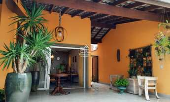 Imagem 2: 4 dormitórios, 3 suíte, 4 banheiro, 2 vagas na garagem, 334M² de Área Construída