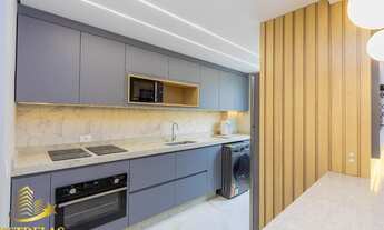 Imagem 4: Vende apto todo reformado, 2 quartos (1 Suíte com closet), 1 vaga, Água Verde