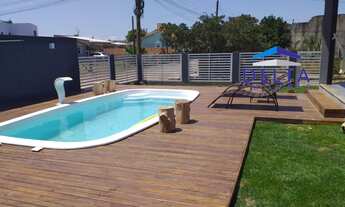 Imagem: Casa com Piscina em Torres