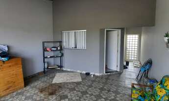 Imagem: CASA NO CASTELO BRANCO - Marília/SP