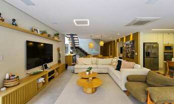 Imagem 5: Venha se encantar com esta casa de alto padrão localizada no Módulo 19 da deslumbrante Riv