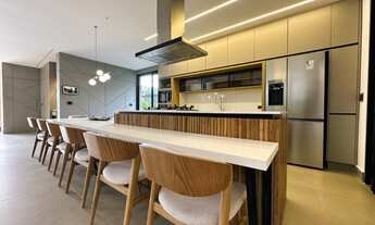 Imagem 3: Venha se encantar com esta maravilhosa casa à venda na Riviera de São Lourenço no Módulo 1