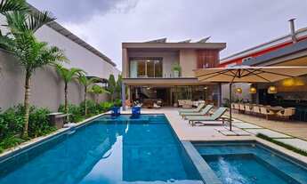 Imagem: Venha se encantar com esta casa de alto