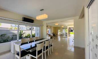 Imagem 6: Casa à venda localizada no módulo 24 da Riviera de São Lourenço, esta incrível residência