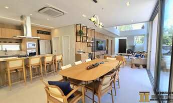 Imagem 4: Casa à venda localizada no módulo 11 da Riviera de São Lourenço, a poucos passos da sede d