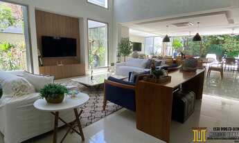 Imagem: Casa com 7 suítes à venda no módulo 12