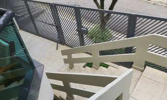 Imagem 3: SÃO ROQUE NOBRE EXCELENTE SOBRADO ALTO PADRÃO 340,00 M² 3 SUÍTES 6 BANHEIROS 3 SALAS PISCI