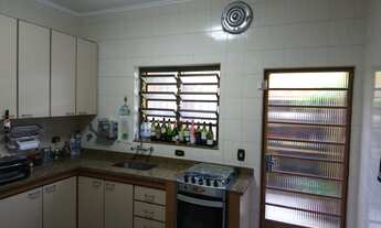 Imagem 7: EXCELENTE SOBRADO À VENDA 2 DORMITÓRIOS 1 SUÍTE 2 BANHEIROS REPLETO DE ARMÁRIOS PLANEJADOS