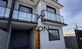 Imagem: Sobrado de três quartos a venda em Curitiba