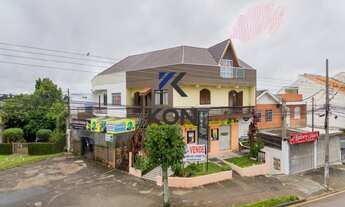 Imagem: Sobrado a venda no Xaxim ideal para investimento