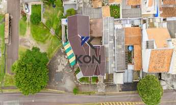 Imagem 5: Sobrado a venda no Xaxim ideal para investimento, residencial/comercial