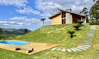 Imagem: Sítio de Alto Padrão a VENDA, com piscina