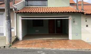 Imagem 1: VENDE-SE SOBRADO EM ITU COM 3 DORMITÓRIOS (1 SUÍTE), GARAGEM COBERTA E CHURRASQUEIRA