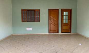 Imagem 2: VENDE-SE SOBRADO EM ITU COM 3 DORMITÓRIOS (1 SUÍTE), GARAGEM COBERTA E CHURRASQUEIRA