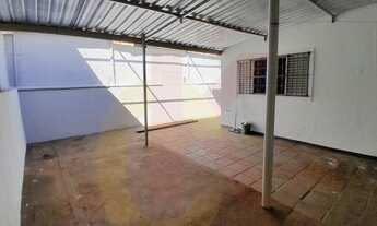 Imagem 2: Imperdível oportunidade: Casa com 4 quartos e 2 vagas no Alto do Ipiranga, Ribeirão Preto